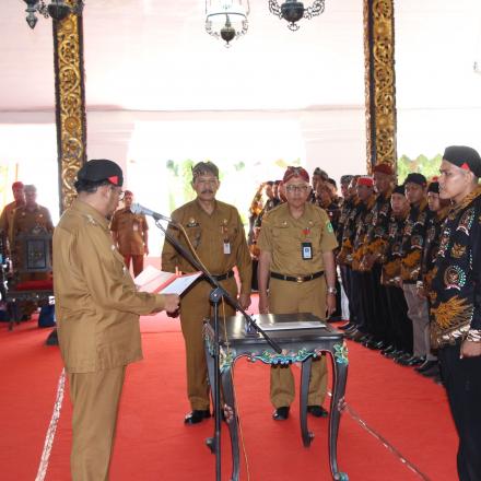 Bupati Sumenep Mengukuhkan Perpanjangan Masa Keanggotaan Badan Permusyawaratan Desa di Kab. Sumenep